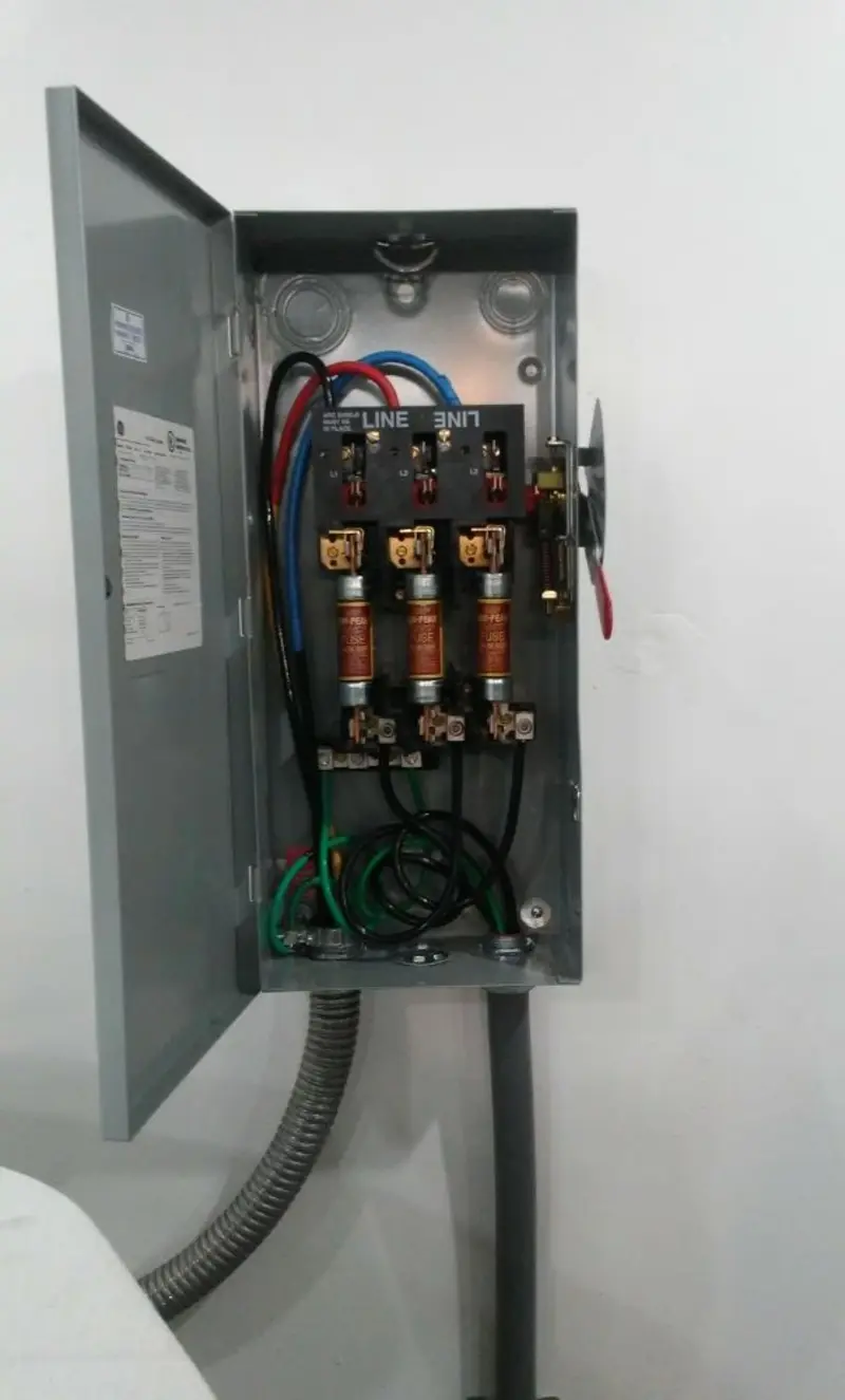 Three-phase disconnect switch installed for Electrical Wiring & Rewiring in North Canton